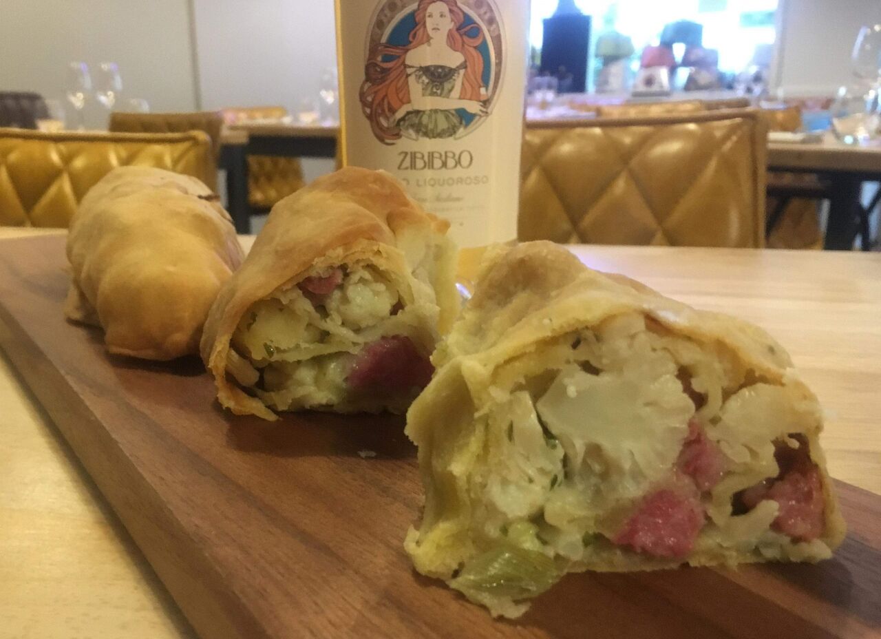 Chaussons Siciliens chou-fleur saucisse