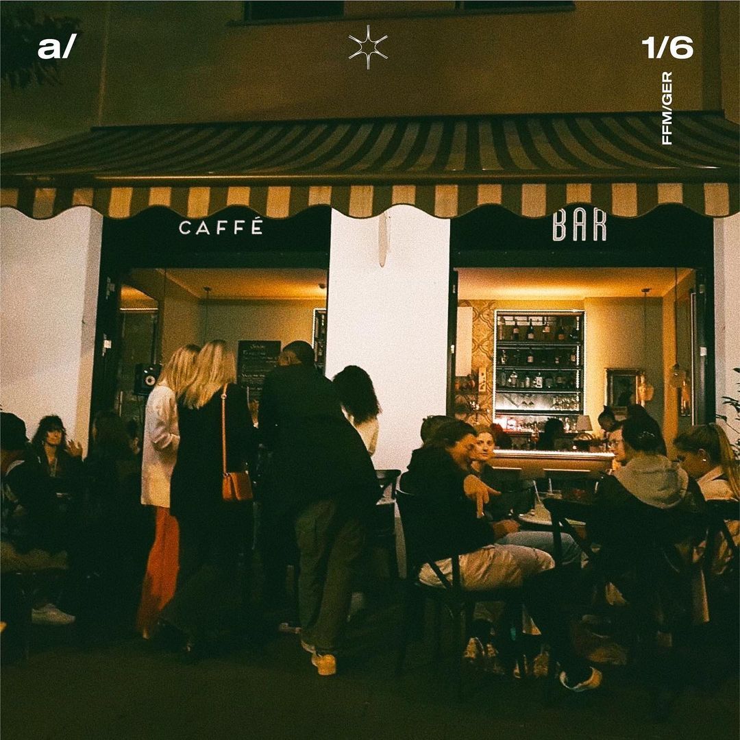  Jenny's Social's Club party 👯