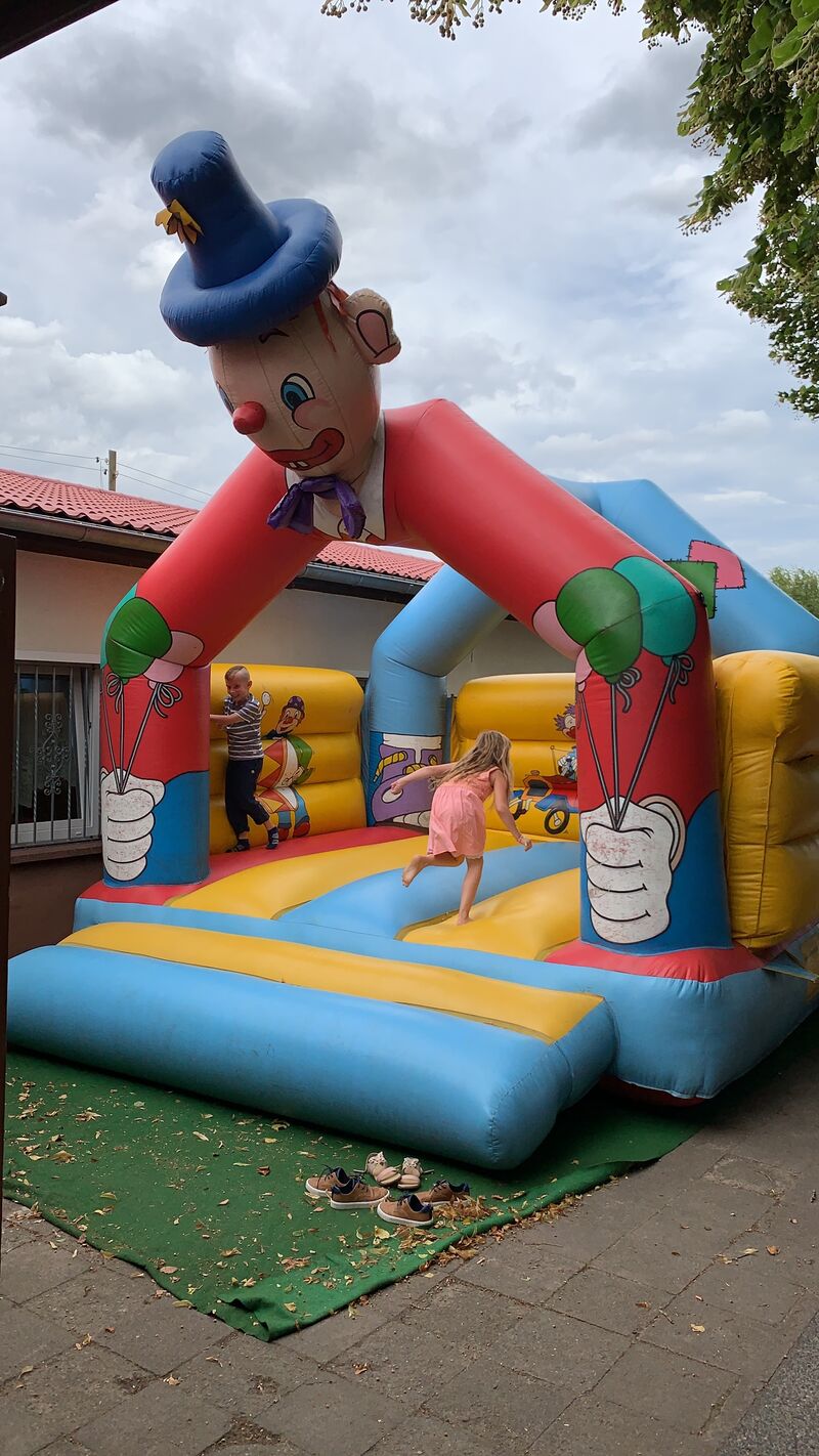 eine unserer Hüpfburgen