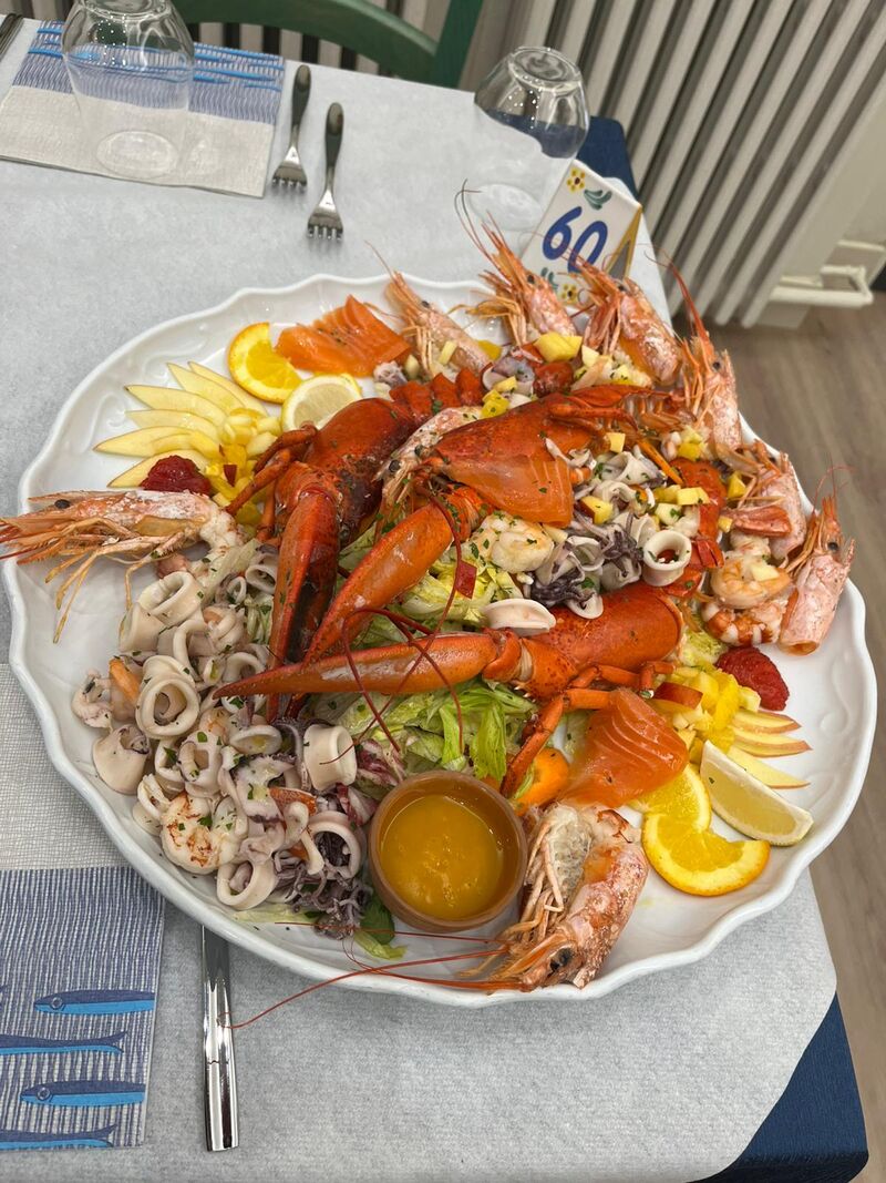 Catalana di astici e crostacei