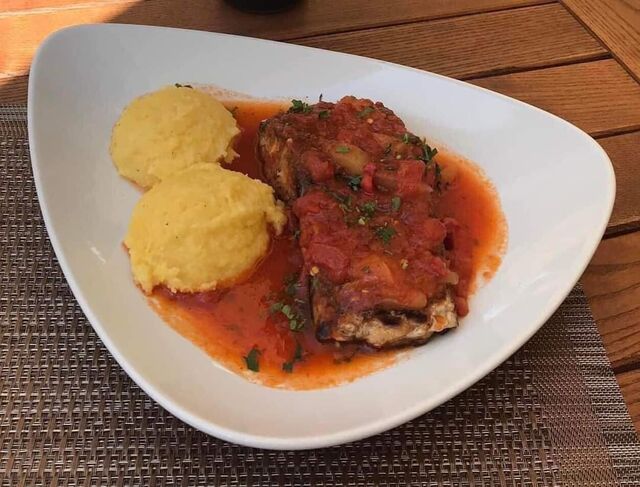 Saramura de Crap si Mamaliga