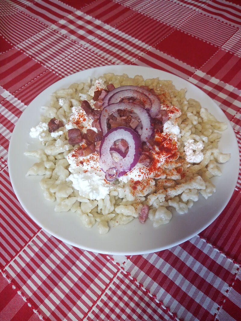 Hétfői nap ajánlata: Sztrapacska gazdagon