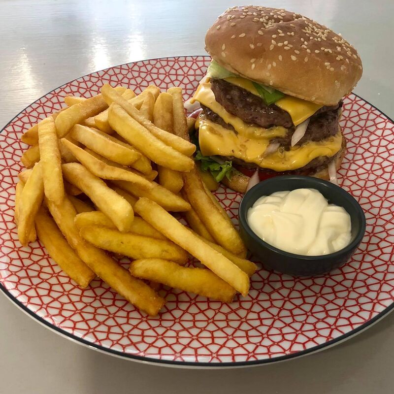 Triple burger et frites