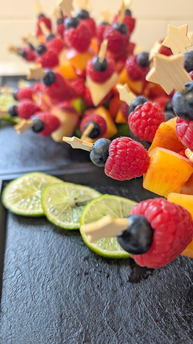 Brochette de fruits frais