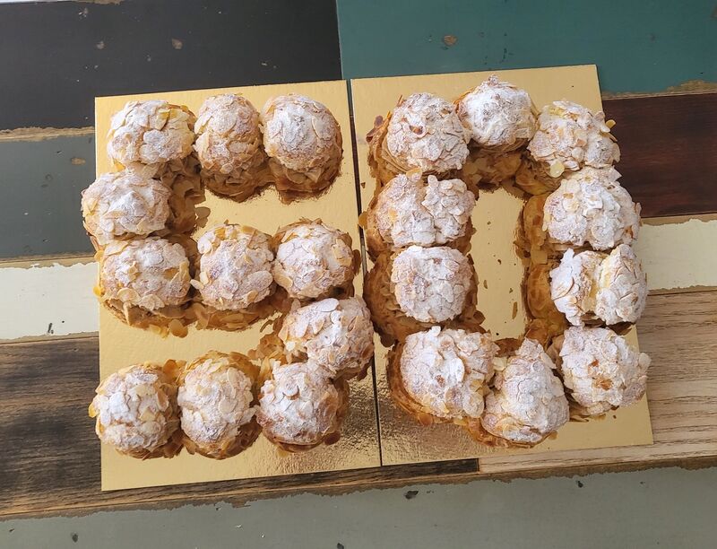 Paris-Brest façon number cake (choux : crème pâtissière au praliné noisette/amande)