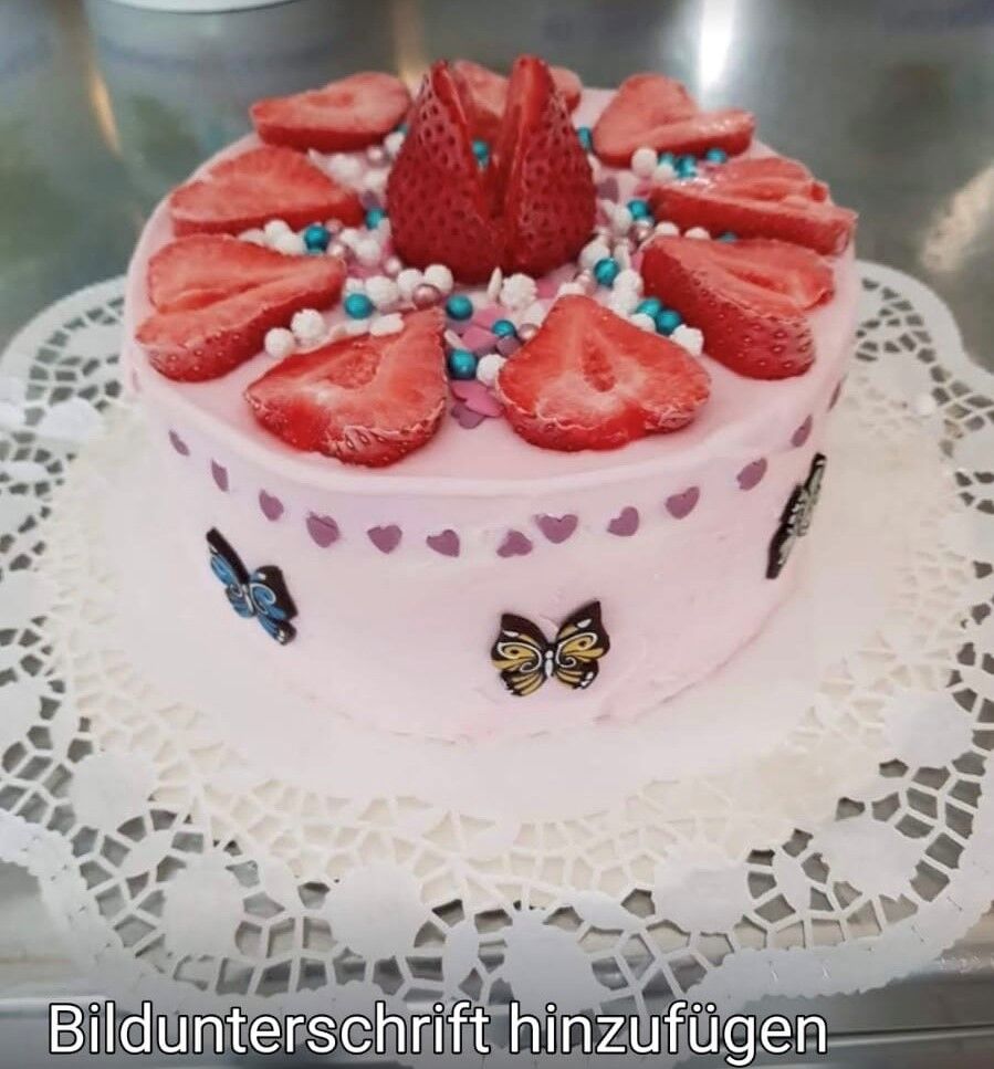 Unsere Erdbeeren Eistorte