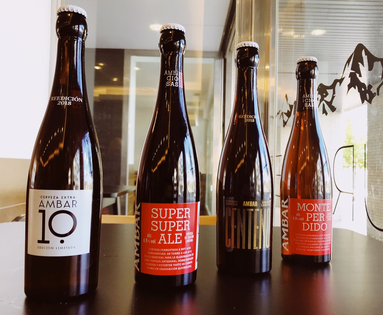 ÁMBAR AMBICIOSAS.
EXCELENTES CERVEZAS DE EDICIONES LIMITADAS