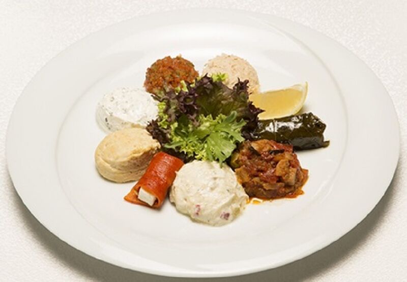 Karışık Meze Tabağı - Assorted Starters Dish
