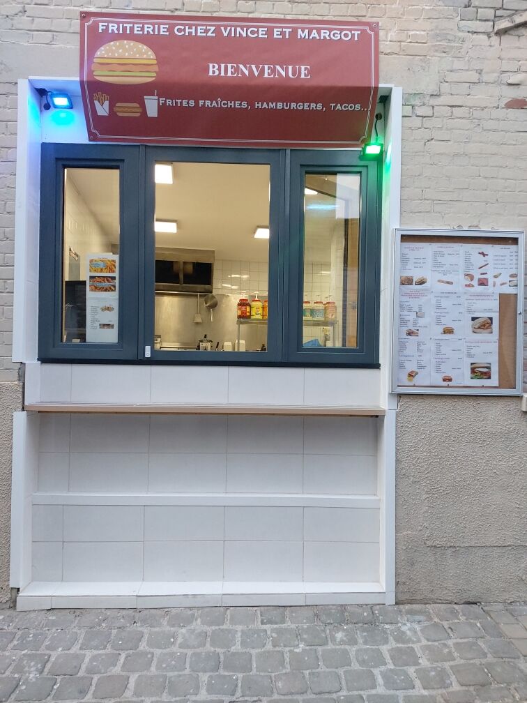 Façade de la friterie